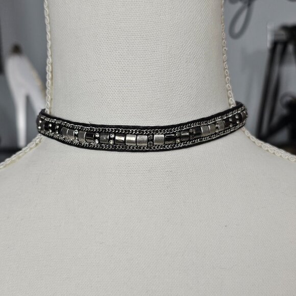 Stella & Dot Vintage Leather Embellished Beaded Black & Silver Chocker Necklace - Picture 1 of 5